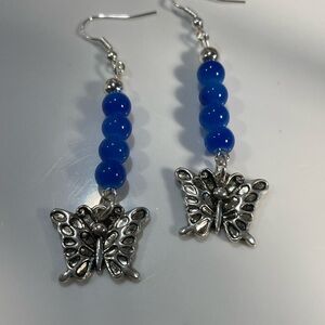 ✔️✔️Cornflower Blue Glass Butterfly Earrings
